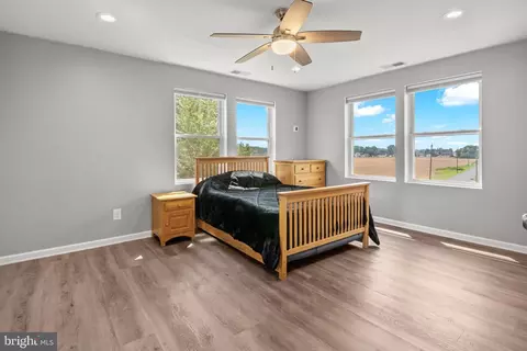 Bedroom - 3608 Galloway Rd, Middle River, MD 21220 photo 5 of 9