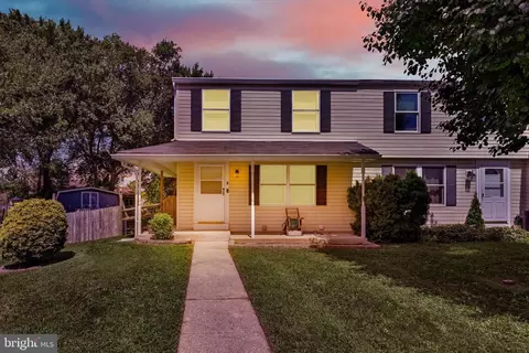 10 Knaves Ct, Nottingham, MD 21236