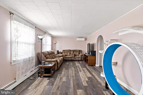 Living - 3421 Cornwall, Dundalk, MD 21222 photo 1 of 1
