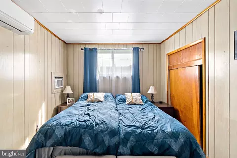 Bedroom - 3421 Cornwall, Dundalk, MD 21222 photo 1 of 4