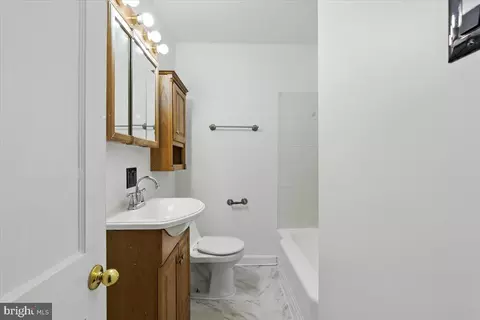 Bath - 2109 Smith Ave, Halethorpe, MD 21227 photo 1 of 3