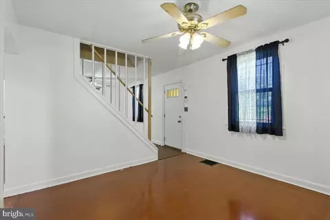 Entry Way - 2109 Smith Ave, Halethorpe, MD 21227 photo 3 of 8
