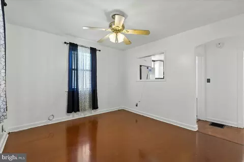 Entry Way - 2109 Smith Ave, Halethorpe, MD 21227 photo 1 of 8