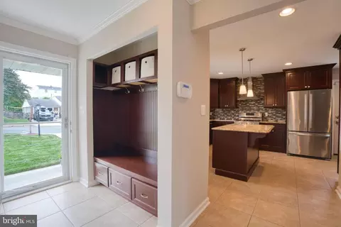 8 Moray Ct, Nottingham, MD 21236 photo 4