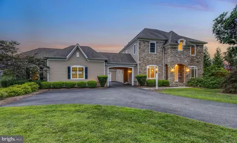 Exterior - 3913 Briar Knoll Cir, Phoenix, MD 21131 photo 6 of 14
