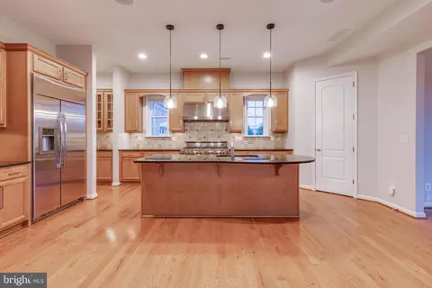 Kitchen - 3913 Briar Knoll Cir, Phoenix, MD 21131 photo 1 of 2