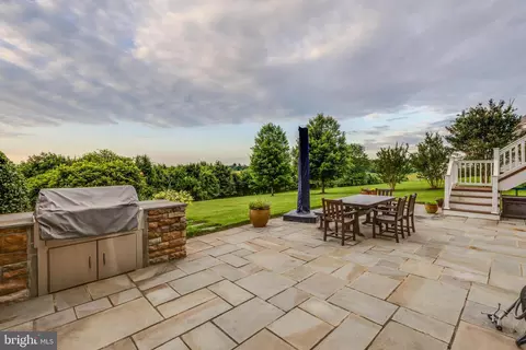 Exterior - 3913 Briar Knoll Cir, Phoenix, MD 21131 photo 5 of 14