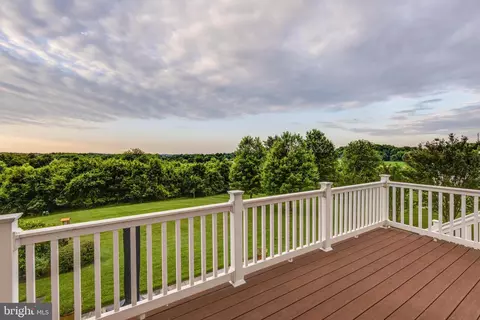 Exterior - 3913 Briar Knoll Cir, Phoenix, MD 21131 photo 10 of 14