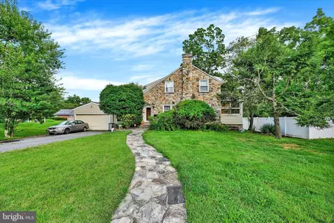 3605 Buckingham Rd, Baltimore, MD 21207