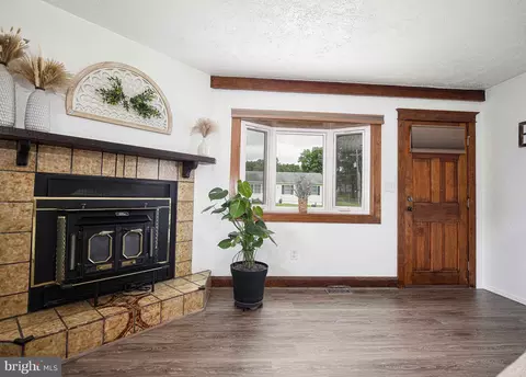 609 Wampler Rd, Middle River, MD 21220 photo 7