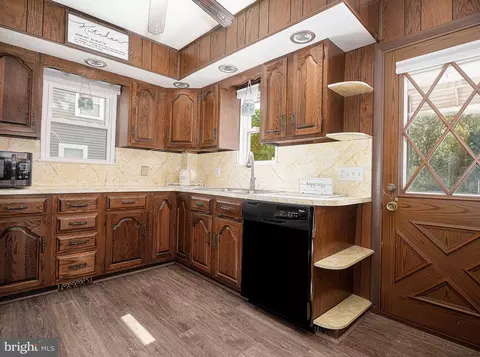 609 Wampler Rd, Middle River, MD 21220 photo 18