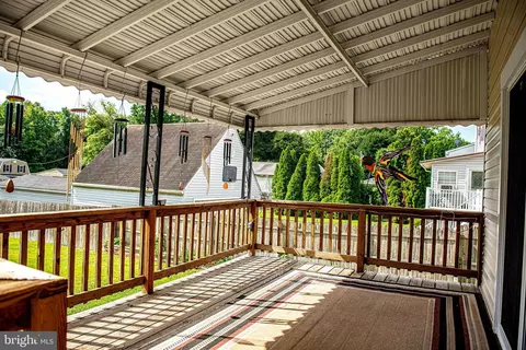 609 Wampler Rd, Middle River, MD 21220 photo 12