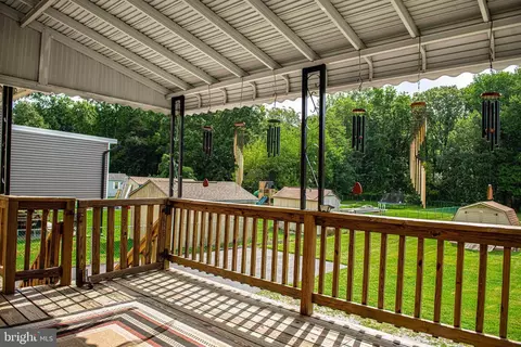 609 Wampler Rd, Middle River, MD 21220 photo 13