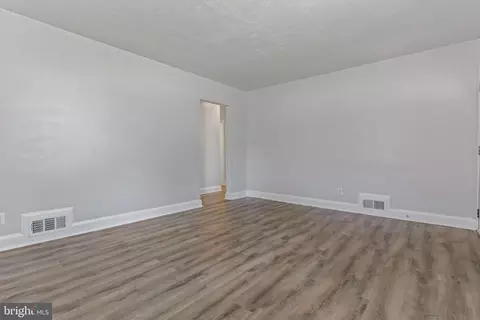 1715 Summit Ave, Halethorpe, MD 21227 photo 7