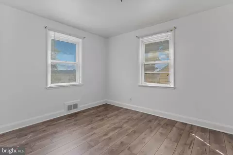 1715 Summit Ave, Halethorpe, MD 21227 photo 8
