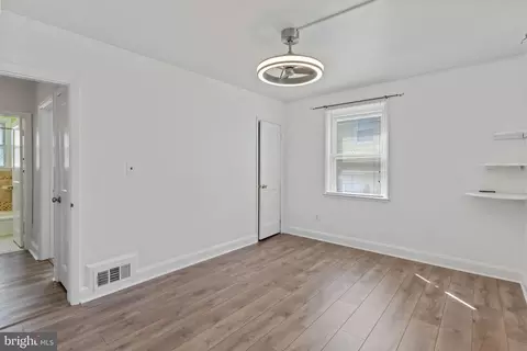 1715 Summit Ave, Halethorpe, MD 21227 photo 11