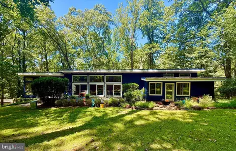 3 Chartwell Ct, Owings Mills, MD 21117