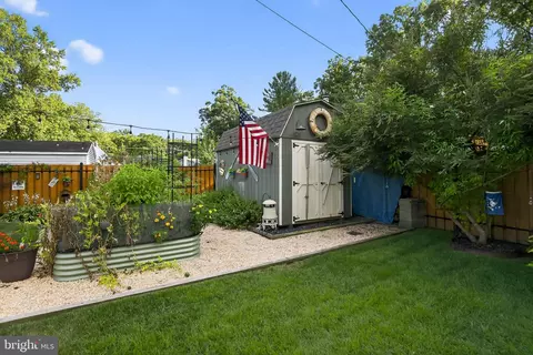 7619 N A N Point Rd, Baltimore, MD 21219 photo 12