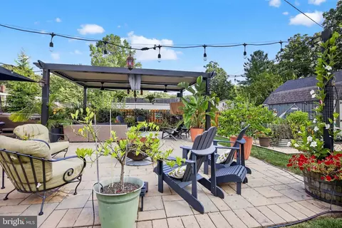 7619 N A N Point Rd, Baltimore, MD 21219 photo 5