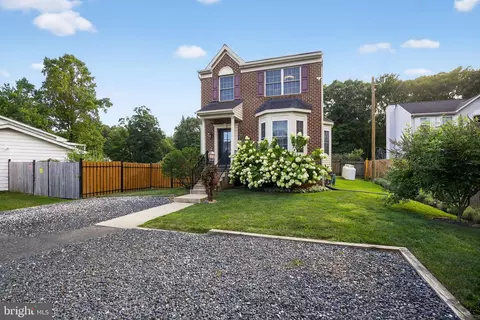 7619 N A N Point Rd, Baltimore, MD 21219 photo 2