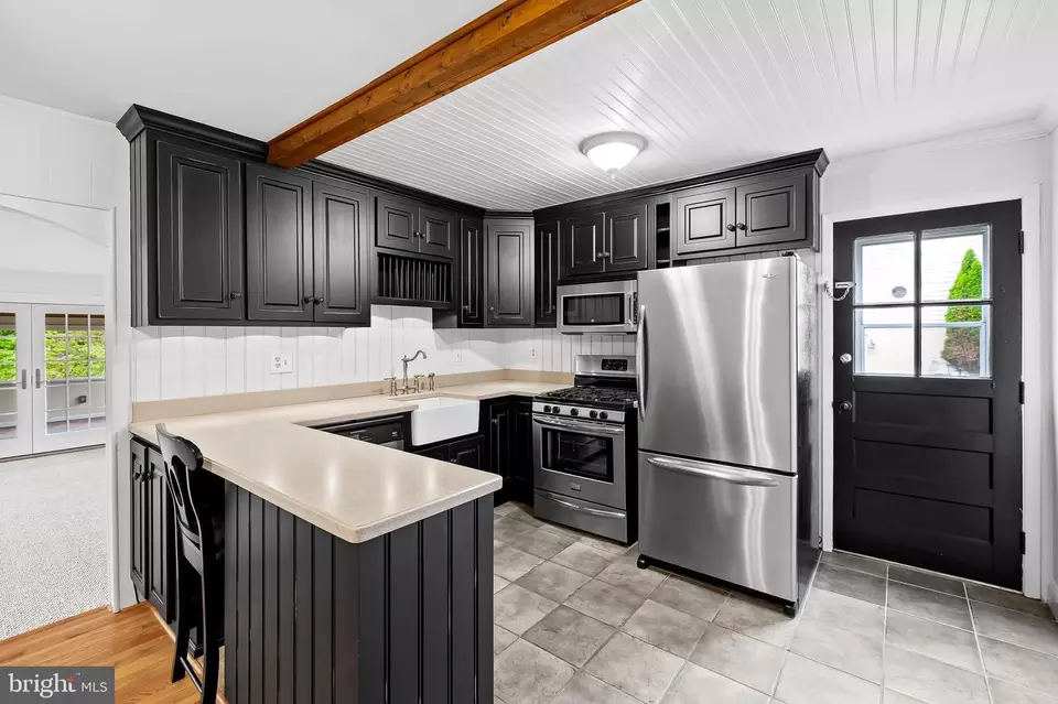 Kitchen - 104 Glenmoore Ave, Cockeysville, MD 21030 photo 1 of 3