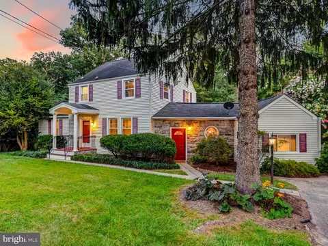 1003 Hart Rd, Towson, MD 21286