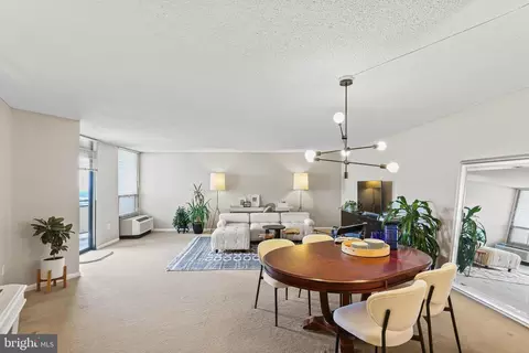 Dining - 205 E Joppa Rd #1907, Towson, MD 21286 photo 1 of 4