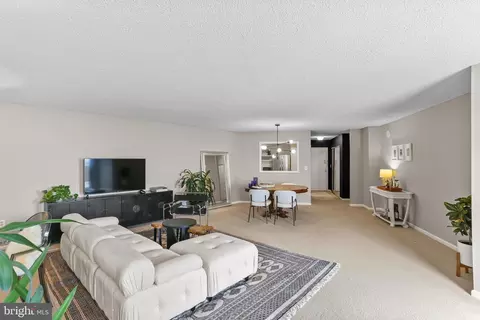 Living - 205 E Joppa Rd #1907, Towson, MD 21286 photo 2 of 2