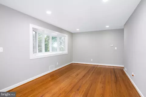 3659 Clifmar Rd, Windsor Mill, MD 21244 photo 6