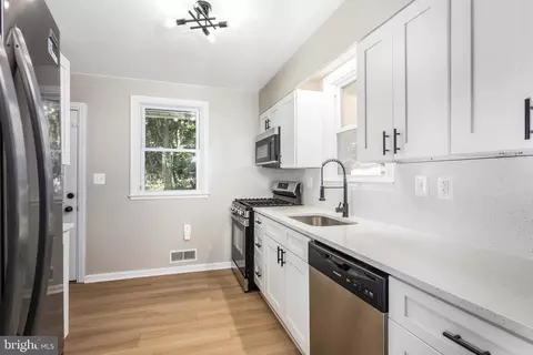 3659 Clifmar Rd, Windsor Mill, MD 21244 photo 11