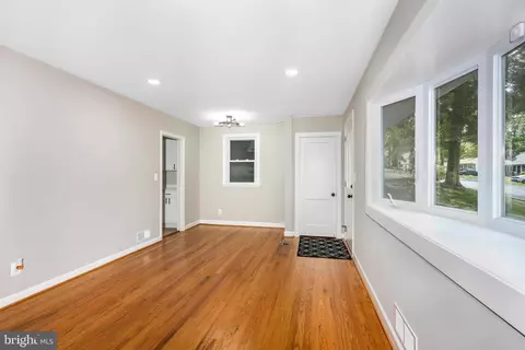 3659 Clifmar Rd, Windsor Mill, MD 21244 photo 9