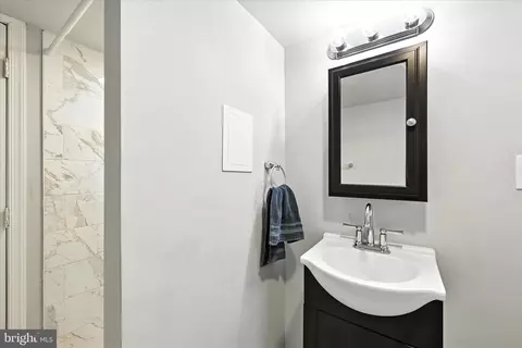 Bath - 2512 N Point Rd, Dundalk, MD 21222 photo 3 of 3