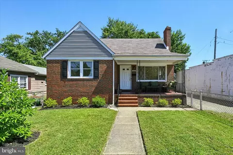 2512 N Point Rd, Dundalk, MD 21222