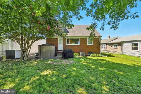 Exterior - 2512 N Point Rd, Dundalk, MD 21222 photo 4 of 4