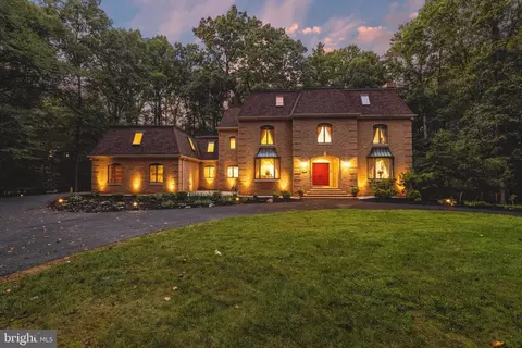 912 Timber Run Rd, Reisterstown, MD 21136