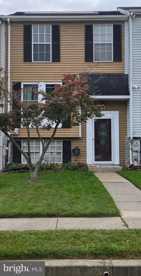 5 Clearwater Ct, Middle River, MD 21220