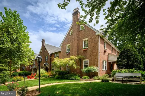 223 Dunkirk Rd, Baltimore, MD 21212