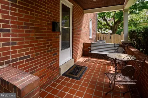Exterior - 223 Dunkirk Rd, Baltimore, MD 21212 photo 5 of 13