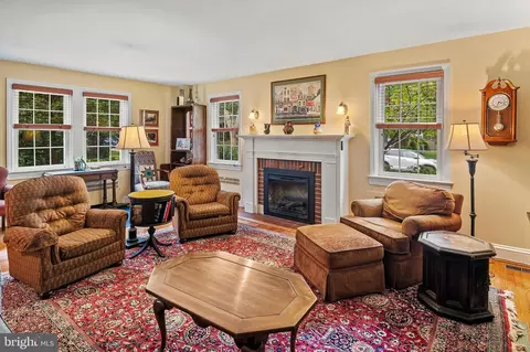 Other - 223 Dunkirk Rd, Baltimore, MD 21212 photo 2 of 7