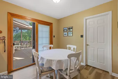 9209 Ramblebrook Rd, Nottingham, MD 21236 photo 16