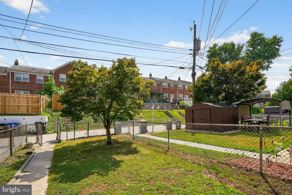 Exterior - 5427 Channing Rd, Baltimore, MD 21229 photo 2 of 3