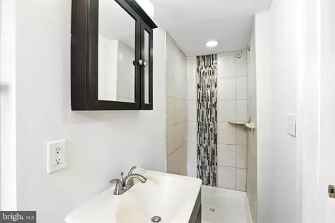 Bath - 1224 Harwall Rd, Gwynn Oak, MD 21207 photo 3 of 3