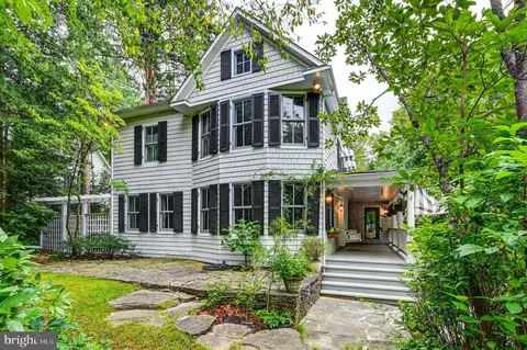1505 Locust Ave, Towson, MD 21204
