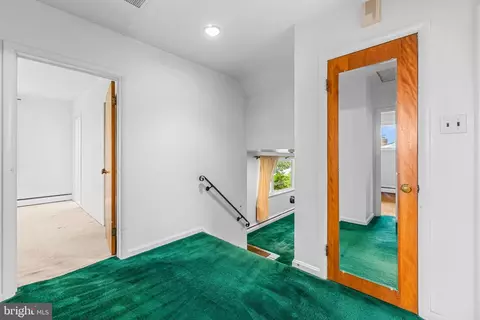 Entry Way - 1304 Heather Hill Rd, Baltimore, MD 21239 photo 5 of 5
