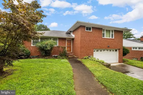 Exterior - 1304 Heather Hill Rd, Baltimore, MD 21239 photo 1 of 7