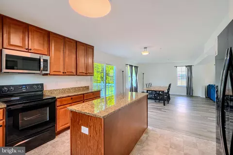 Kitchen - 1007 Wampler Rd, Middle River, MD 21220 photo 2 of 2