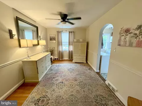 1000 Downton Rd, Halethorpe, MD 21227 photo 8