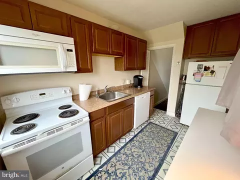 1000 Downton Rd, Halethorpe, MD 21227 photo 11