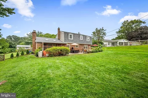 Exterior - 17 Sunnyview Dr, Phoenix, MD 21131 photo 9 of 11