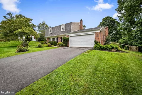 Exterior - 17 Sunnyview Dr, Phoenix, MD 21131 photo 3 of 11